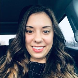 Meet your Posher, Jenna